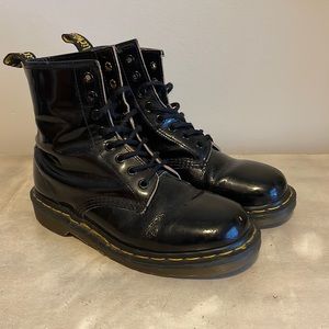 Black Dr. Martins Size 6